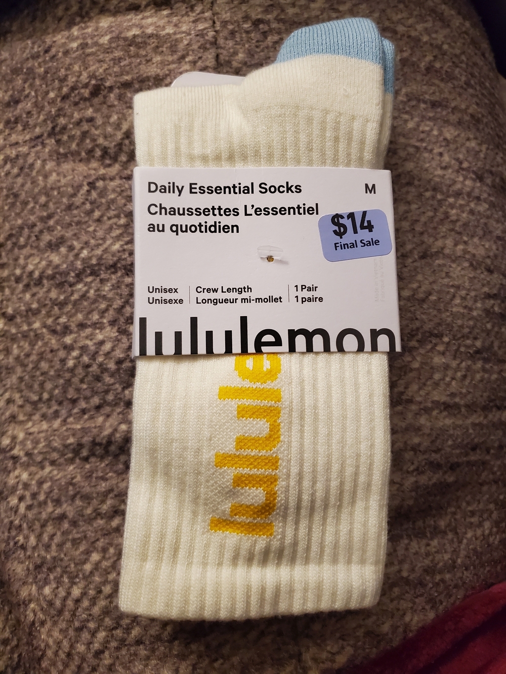 lululemon Daily Essential Socks Cream & Blue Size Medium NWT